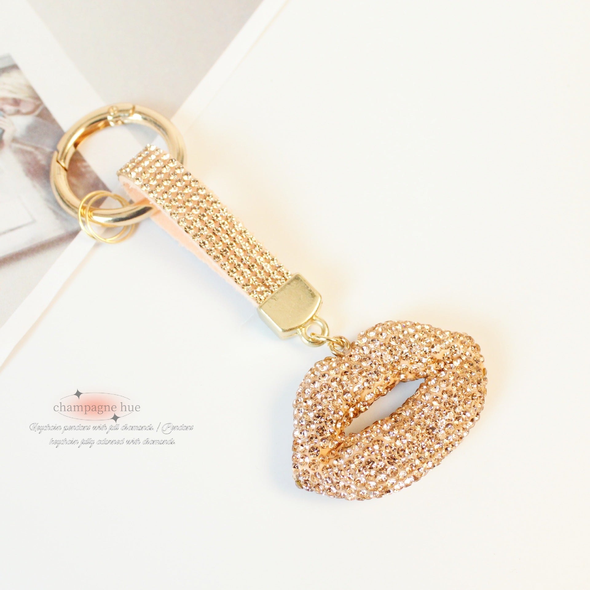 Wholesale Creative lips keychain